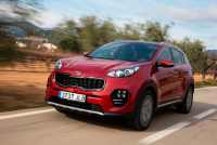 Comparing the Kia Sportage vs Toyota RAV4