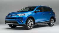 Comparing Mitsubishi Outlander vs Toyota RAV4