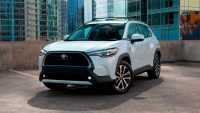 How looks Toyota Rav 4 2022 with new body after restyling?