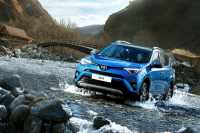 Toyota RAV4 or Nissan X-Trail