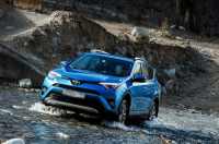 Toyota RAV4 reviews 2017 - front view